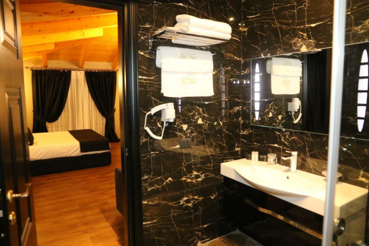 Hotel Kloest Durres Luaran gambar