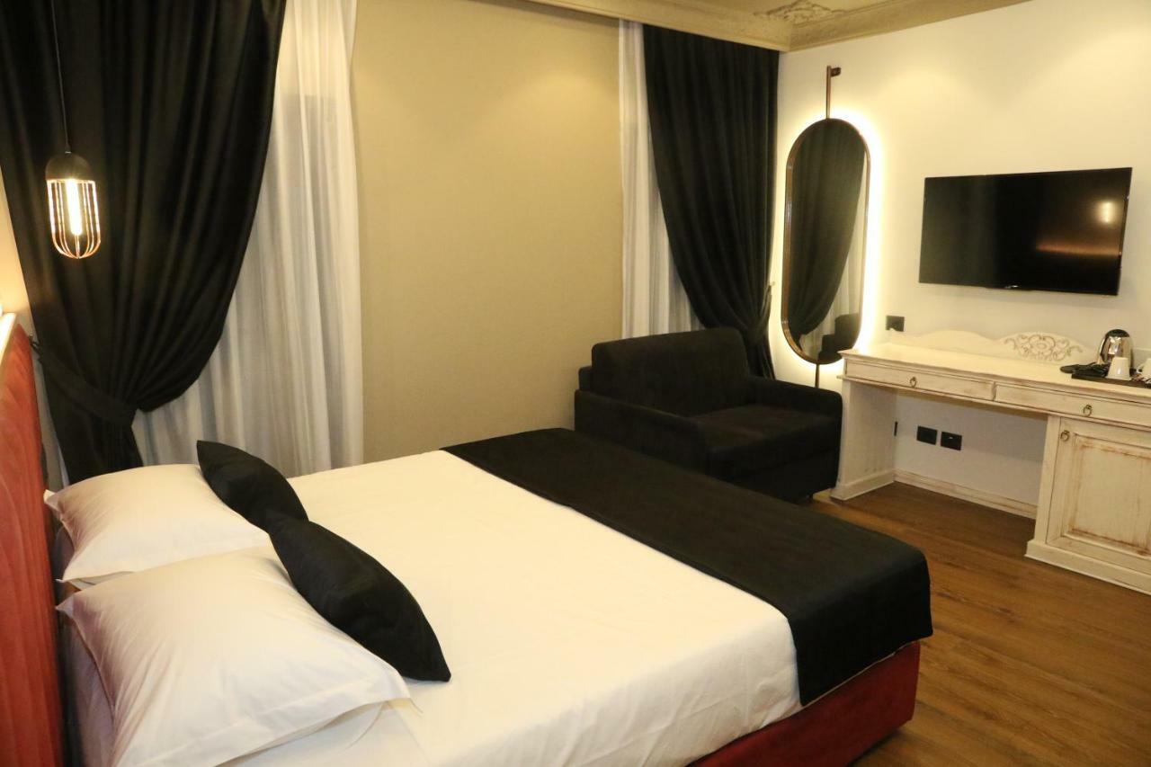 Hotel Kloest Durres Luaran gambar